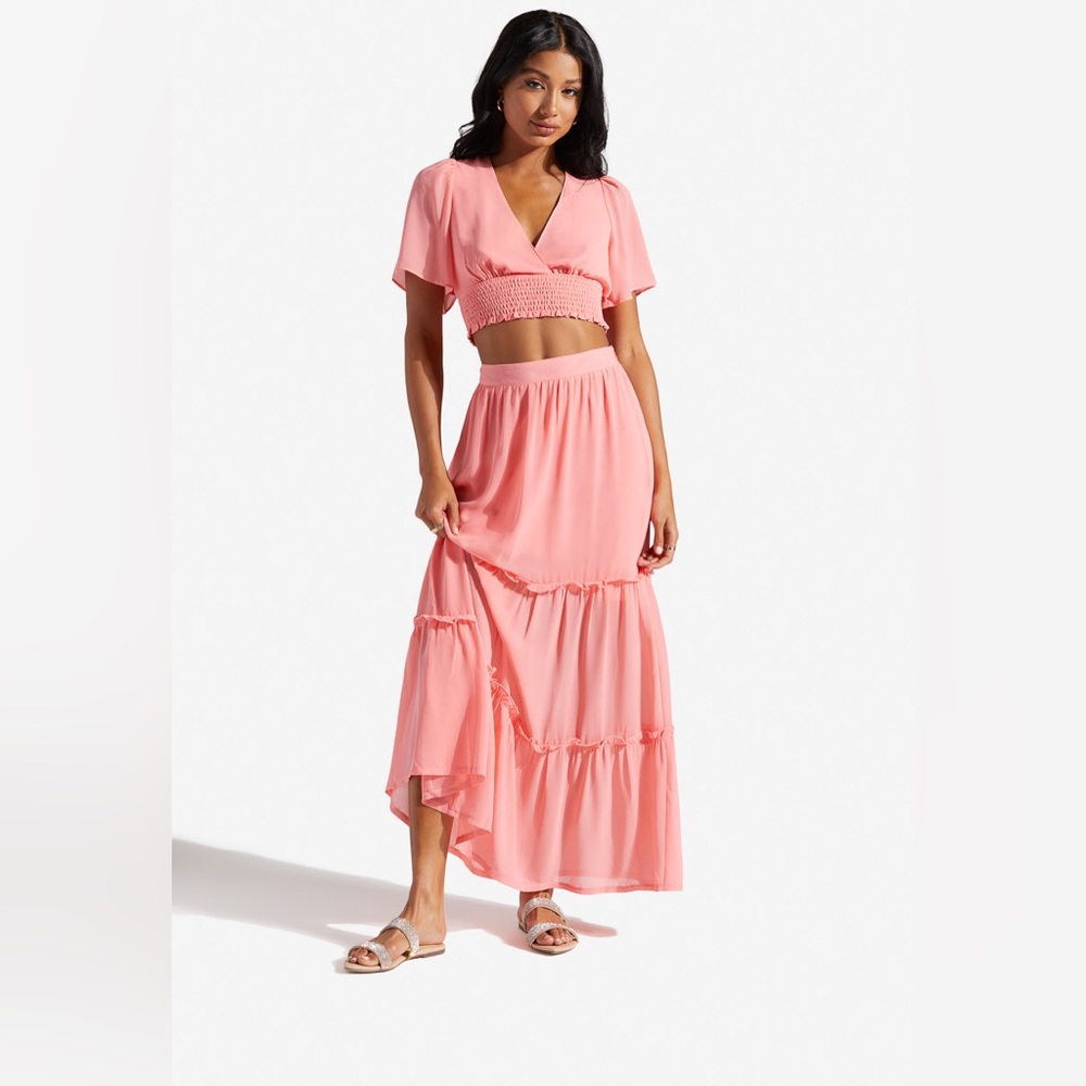 Cute & Summery 2 pc maxi set (crop blouse/maxi skirt)  a definite head turner